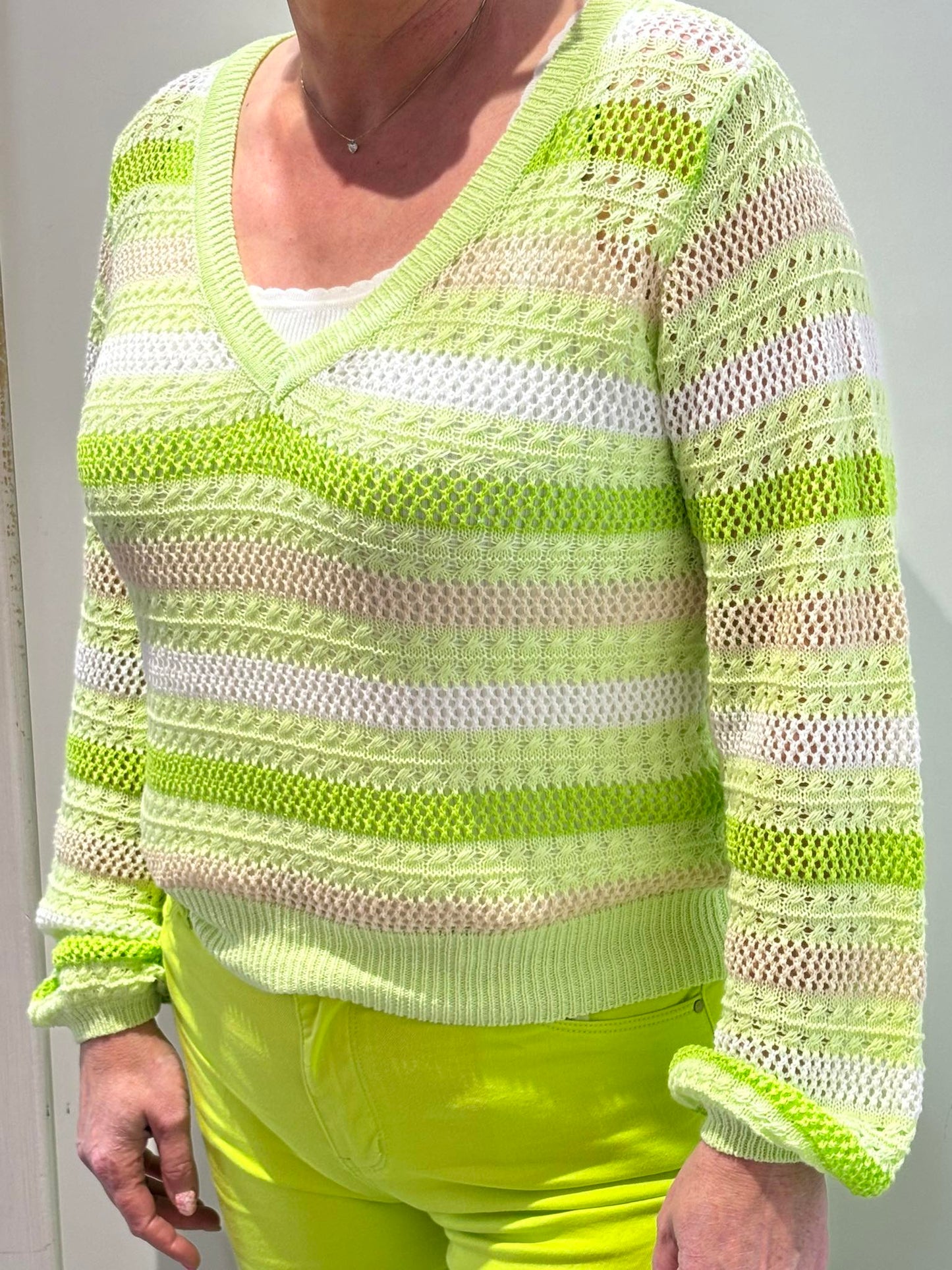 Pull Crochet Lime